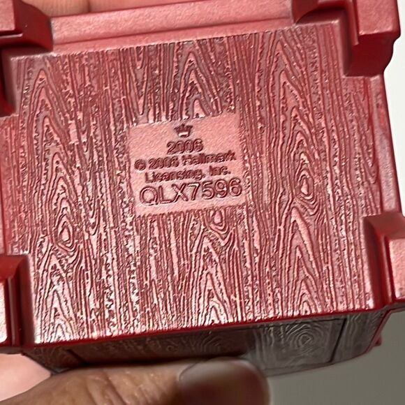 Hallmark A Christmas Broadcast Magic Sound Light 2006 Keepsake Ornament - Picture 8 of 9